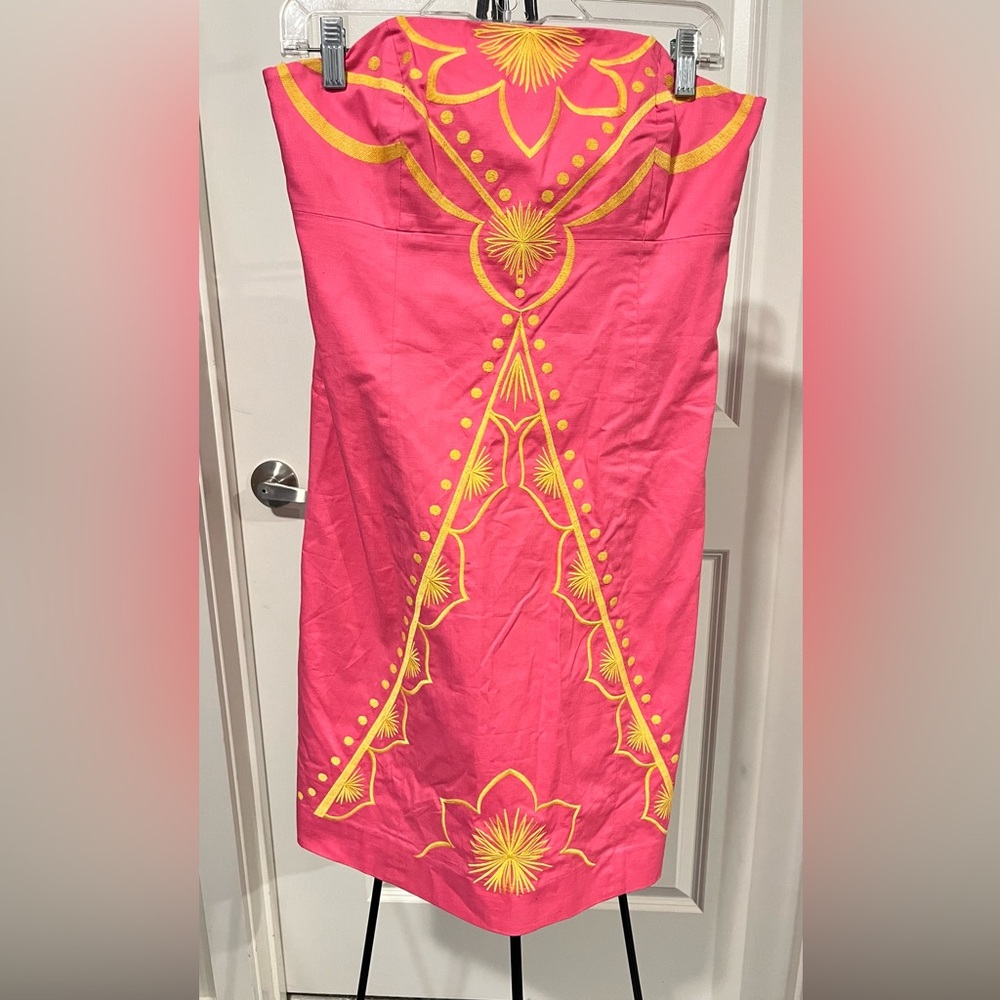 Vintage 2010 Lilly Pulitzer Pink and Yellow Embroidered Strapless Dress Size 6